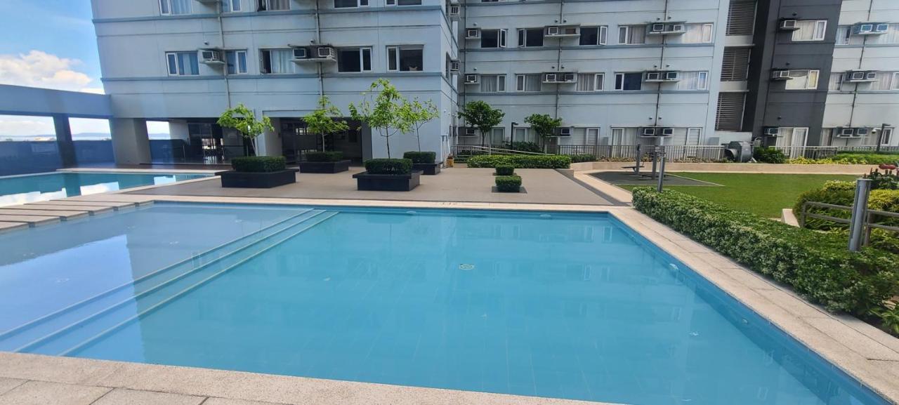 Avida Tower Free Airport Pick Up For 3 Nights Stay Or More Davao ภายนอก รูปภาพ